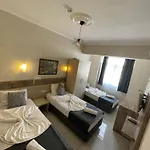 Denizhan Hotell 2*