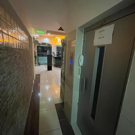 酒店 蒂尼镇酒店