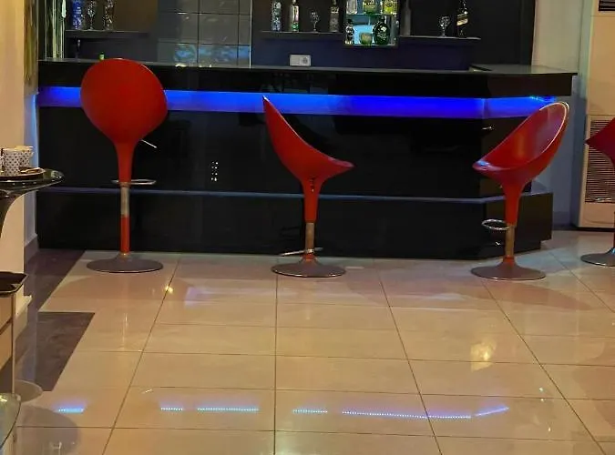 מלון Denizhan 2*