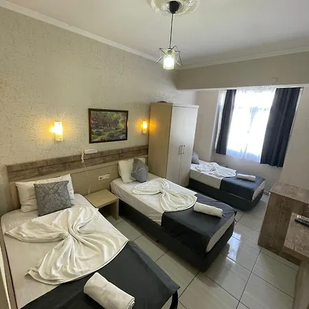 Denizhan Otel 2*