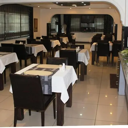 Denizhan מלון 2*